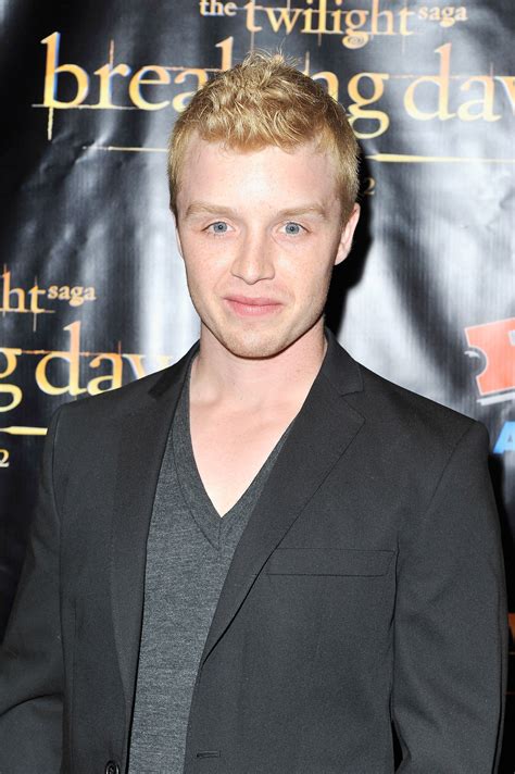 noel fisher|noel fisher leaving shameless.